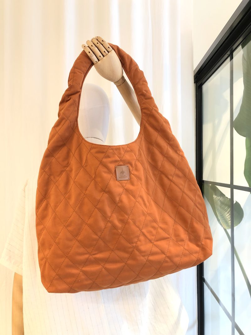 Maxi bolso HOBO naranja quemado